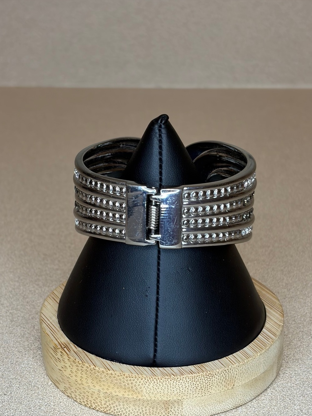 Premier Designs “Dazzle” 2013 Cuff Bracelet - Picture 3 of 10